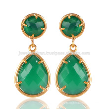 Schöne grüne Onyx glatte Bezel runde u. Birnenform 18K Gold überzogener Messing-Tropfen-Ohrring